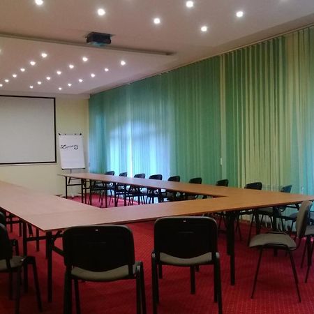 Yuca Hotell Łódź Eksteriør bilde
