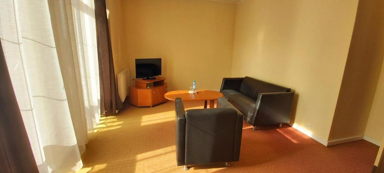 Yuca Hotell Łódź Eksteriør bilde